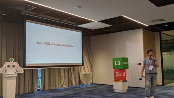 
            Google: 60% контента в интернете дублируется
        