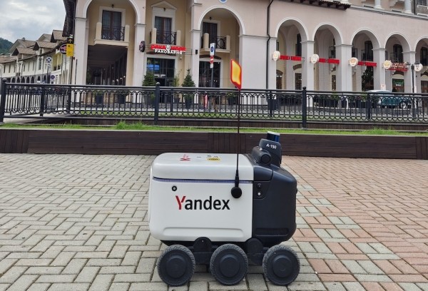 
            Яндекс запустил роботизированную доставку на курорте Поляна 540
        